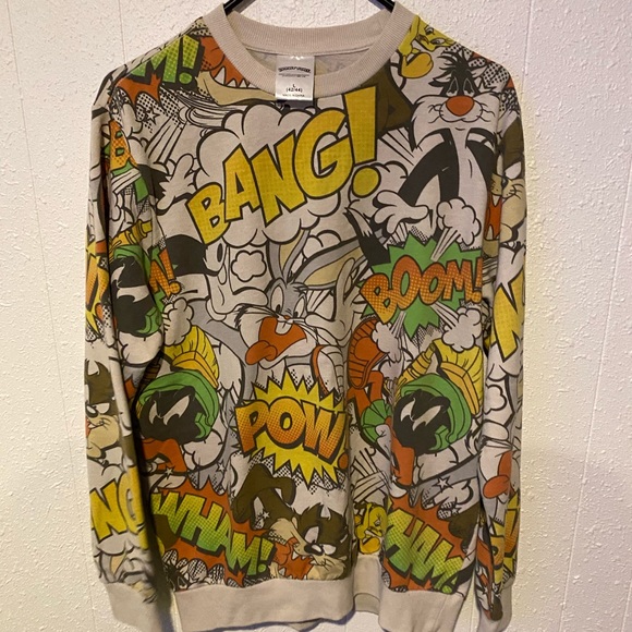 Preowned Looney Tunes Crew neck - Picture 2 of 5